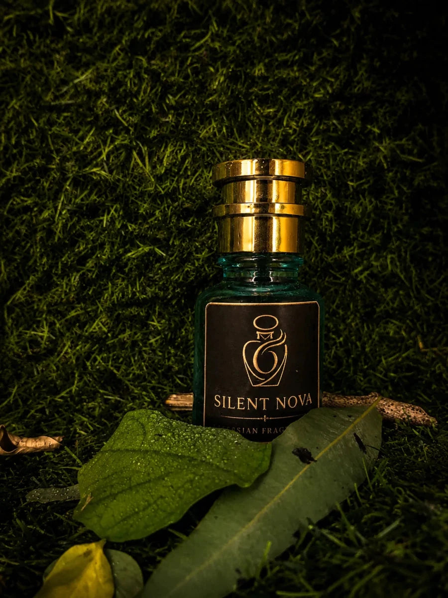 Silent Nova Extrait de Parfum unisex perfume